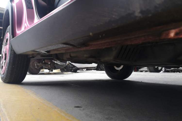 Used Baojun E100 2019 250KM Smart Drive Edition Right Side Sill
