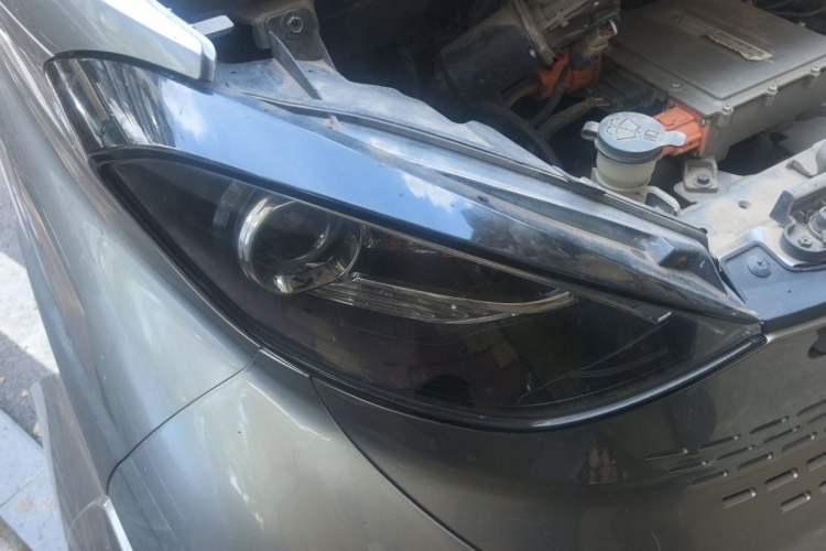 Used Baojun E100 2019 250KM Smart Drive Edition Right Front Headlight