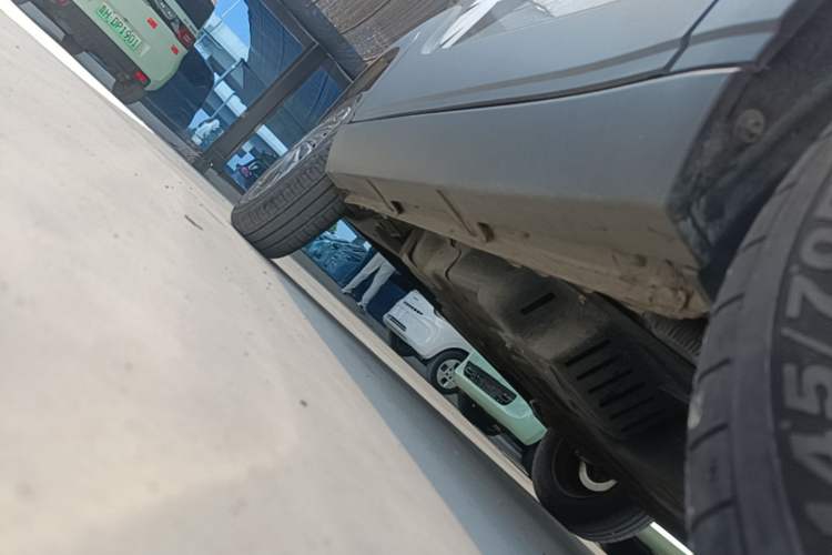 Used Baojun E100 2019 250KM Smart Drive Edition Right Side Sill