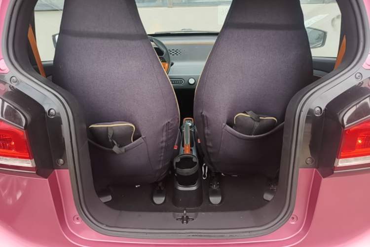 Used Baojun E100 2019 250KM Smart Drive Edition Trunk