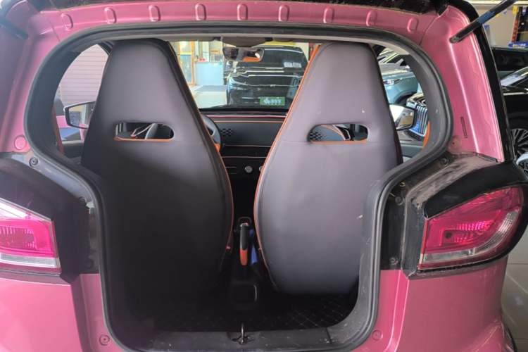 Used Baojun E100 2019 250KM Smart Drive Edition Trunk