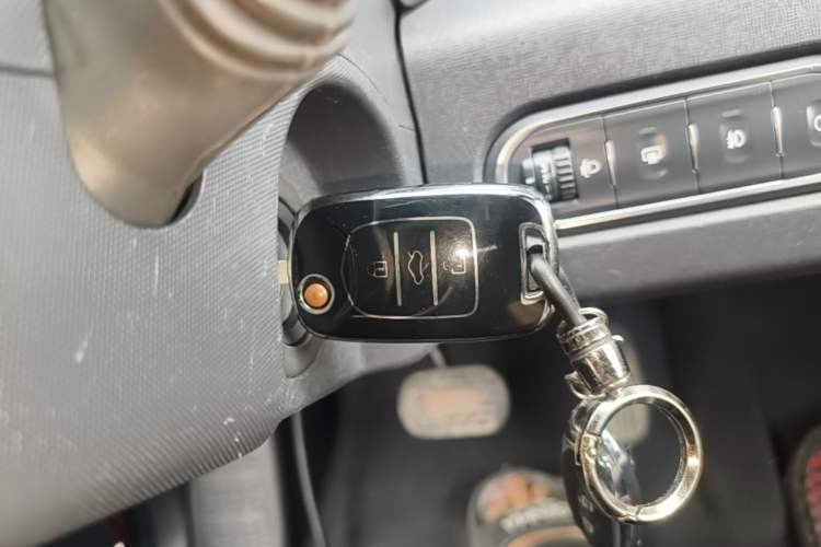 Used Baojun E100 2019 250KM Smart Drive Edition Vehicle Key