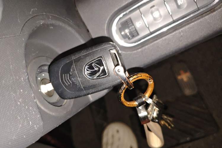 Used Baojun E100 2019 250KM Smart Drive Edition Vehicle Key