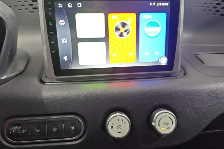 Used Baojun E100 2019 250KM Smart Drive Edition Audio And AC Panel