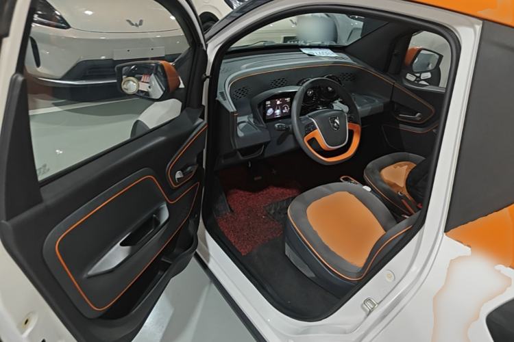 Used Baojun E100 2019 250KM Smart Drive Edition Driver Seat