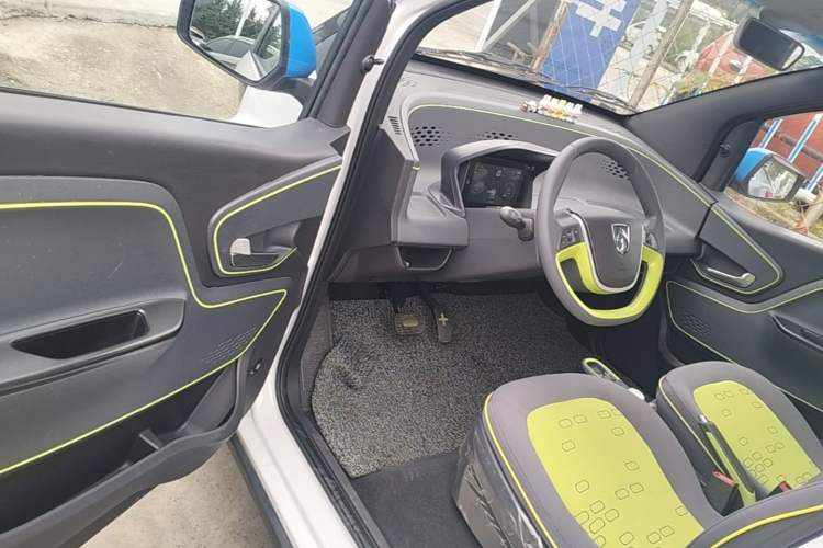 Used Baojun E100 2019 250KM Smart Drive Edition Driver Seat
