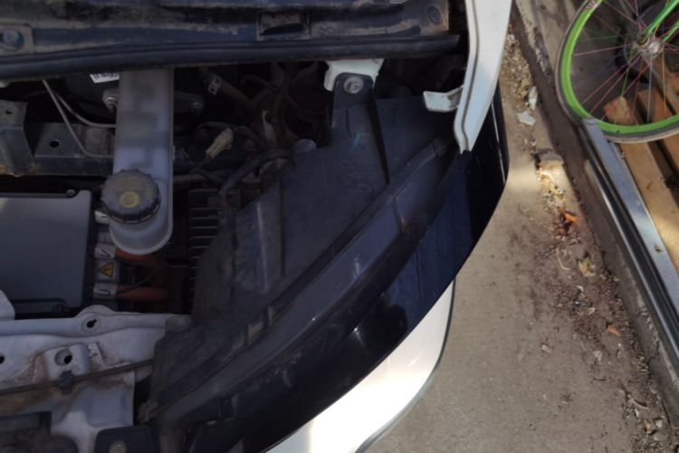 Used Baojun E100 2019 250KM Smart Drive Edition Engine Bay Left