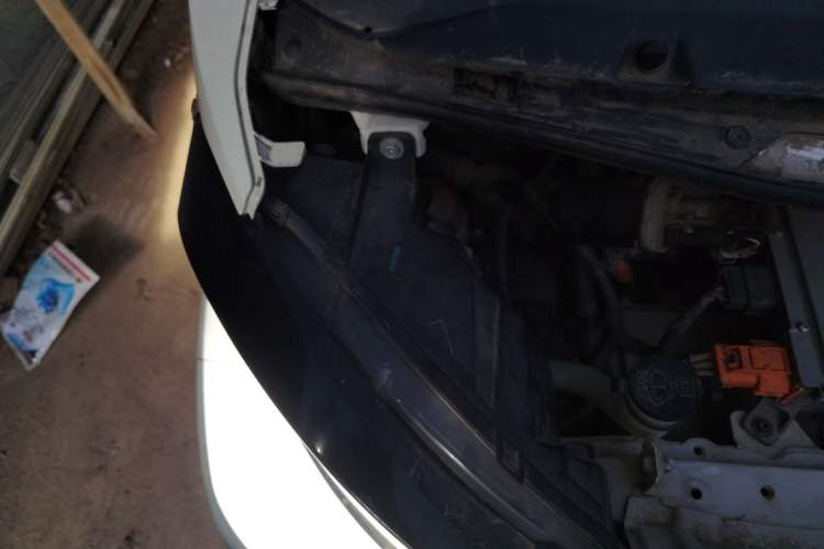 Used Baojun E100 2019 250KM Smart Drive Edition Engine Bay Right