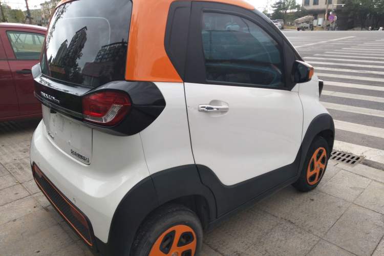 Used Baojun E100 2019 250KM Smart Drive Edition Exterior 3