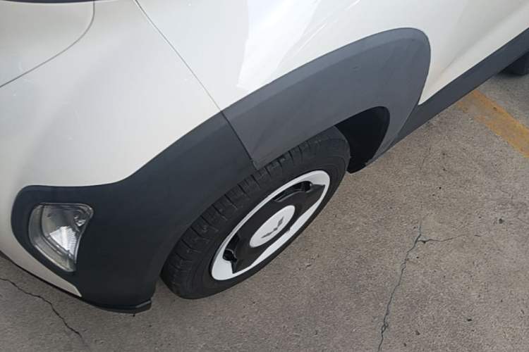 Used Baojun E100 2019 250KM Smart Drive Edition Exterior 4