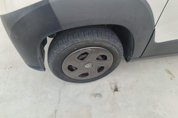 Used Baojun E100 2019 250KM Smart Drive Edition Exterior 4