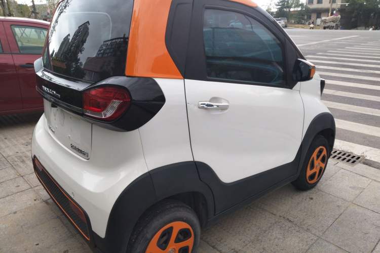 Used Baojun E100 2019 250KM Smart Drive Edition Exterior 4