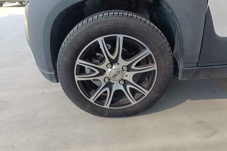 Used Baojun E100 2019 250KM Smart Drive Edition Exterior 4
