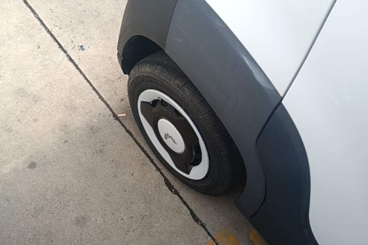 Used Baojun E100 2019 250KM Smart Drive Edition Exterior 5