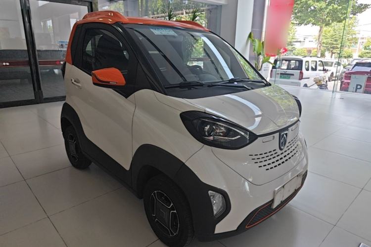 Used Baojun E100 2019 250KM Smart Drive Edition Front Right 45 Deg