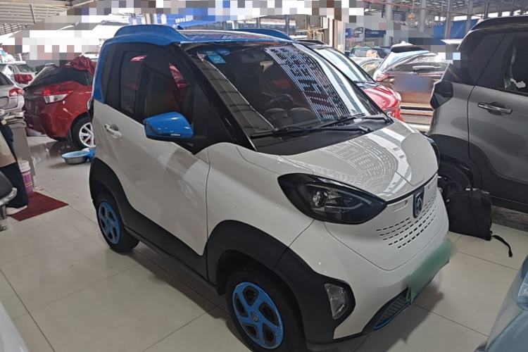 Used Baojun E100 2019 250KM Smart Drive Edition Front Right 45 Deg