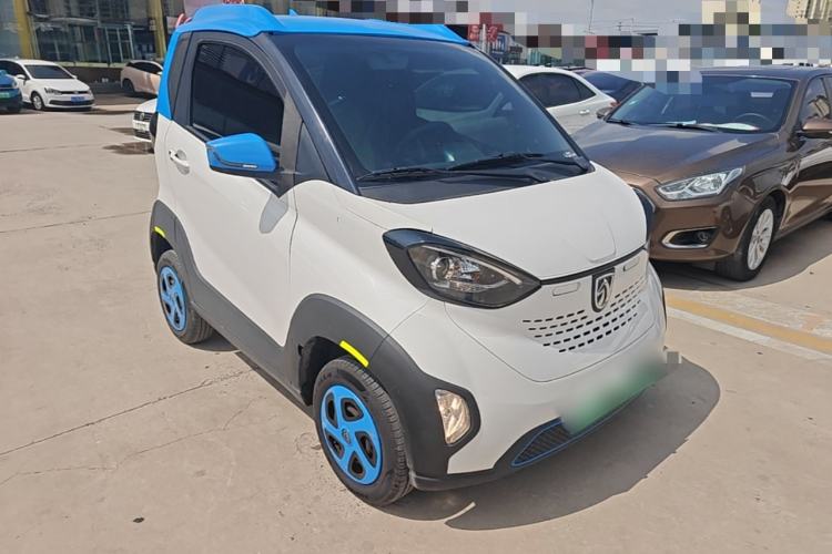 Used Baojun E100 2019 250KM Smart Drive Edition Front Right 45 Deg