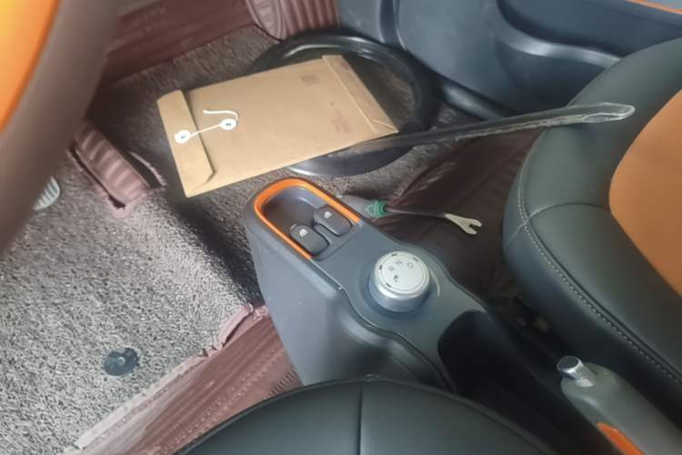 Used Baojun E100 2019 250KM Smart Drive Edition Gear Lever