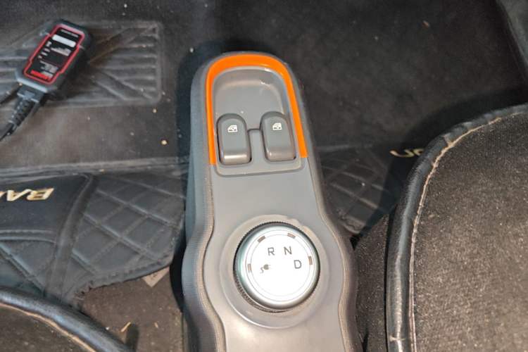 Used Baojun E100 2019 250KM Smart Drive Edition Gear Lever