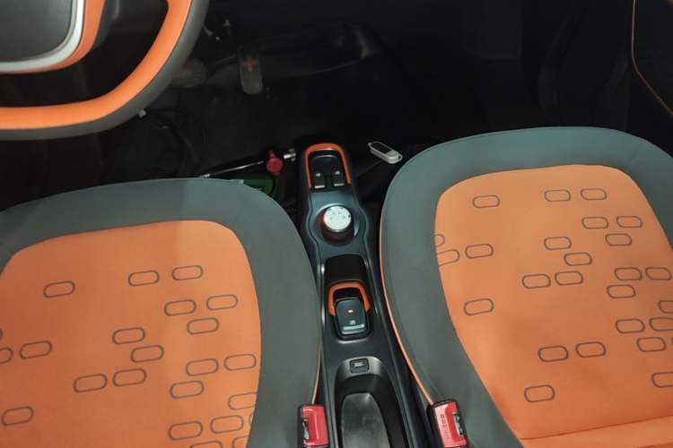 Used Baojun E100 2019 250KM Smart Enjoyment Version Gear Lever