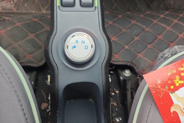 Used Baojun E100 2019 250KM Smart Drive Edition Gear Lever