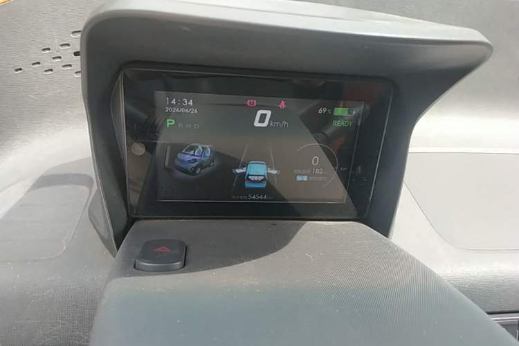 Used Baojun E100 2019 250KM Smart Drive Edition Instrument Cluster