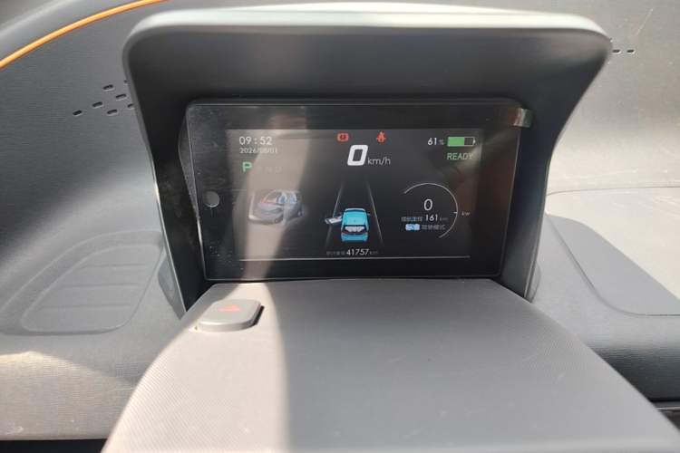 Used Baojun E100 2019 250KM Smart Drive Edition Instrument Cluster