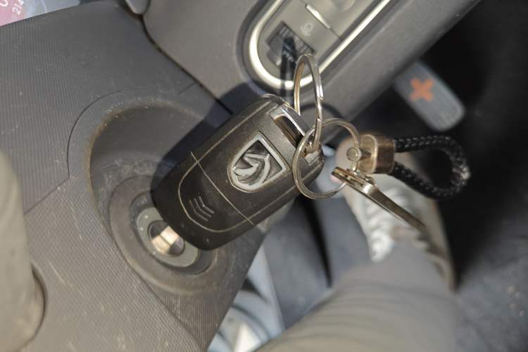 Used Baojun E100 2019 250KM Smart Drive Edition Interior 1