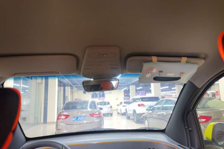 Used Baojun E100 2019 250KM Smart Drive Edition Interior 3