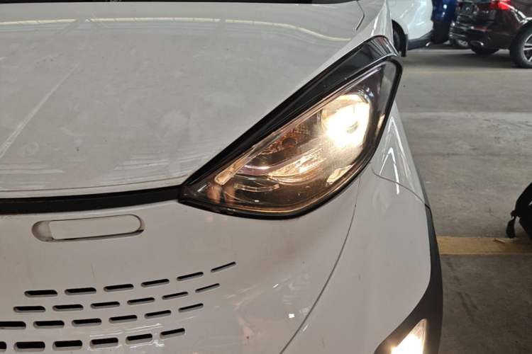 Used Baojun E100 2019 250KM Smart Drive Edition Left Front Headlight