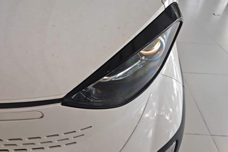 Used Baojun E100 2019 250KM Smart Drive Edition Left Front Headlight