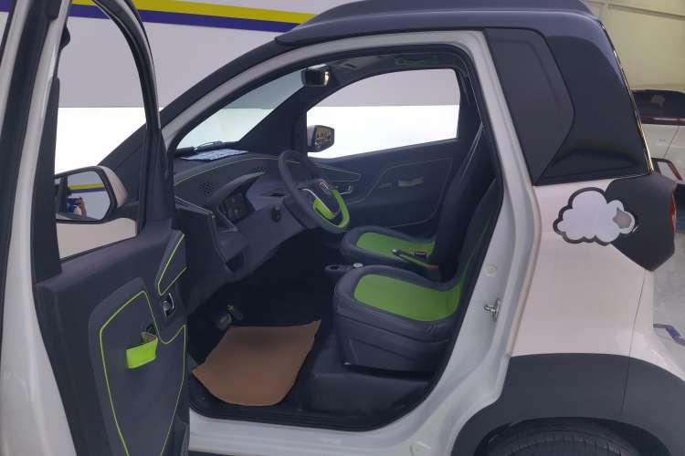 Used Baojun E100 2019 250KM Smart Drive Edition Left Front Seat