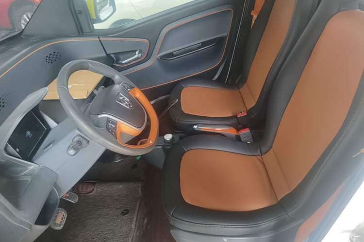 Used Baojun E100 2019 250KM Smart Drive Edition Left Front Seat