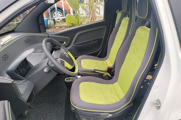 Used Baojun E100 2019 250KM Smart Drive Edition Left Front Seat