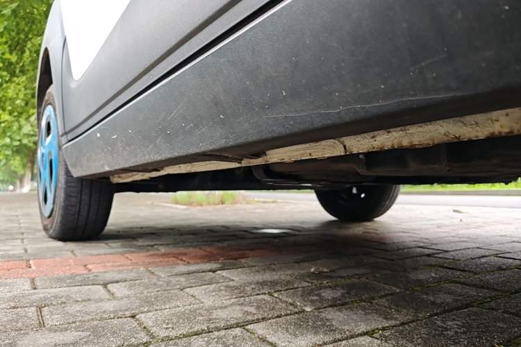 Used Baojun E100 2019 250KM Smart Drive Edition Left Side Sill