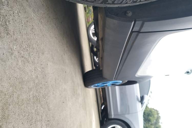Used Baojun E100 2019 250KM Smart Drive Edition Left Side Sill