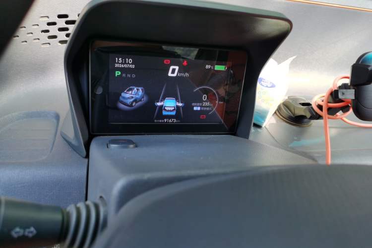 Used Baojun E100 2019 250KM Smart Drive Edition Odometer Close Up