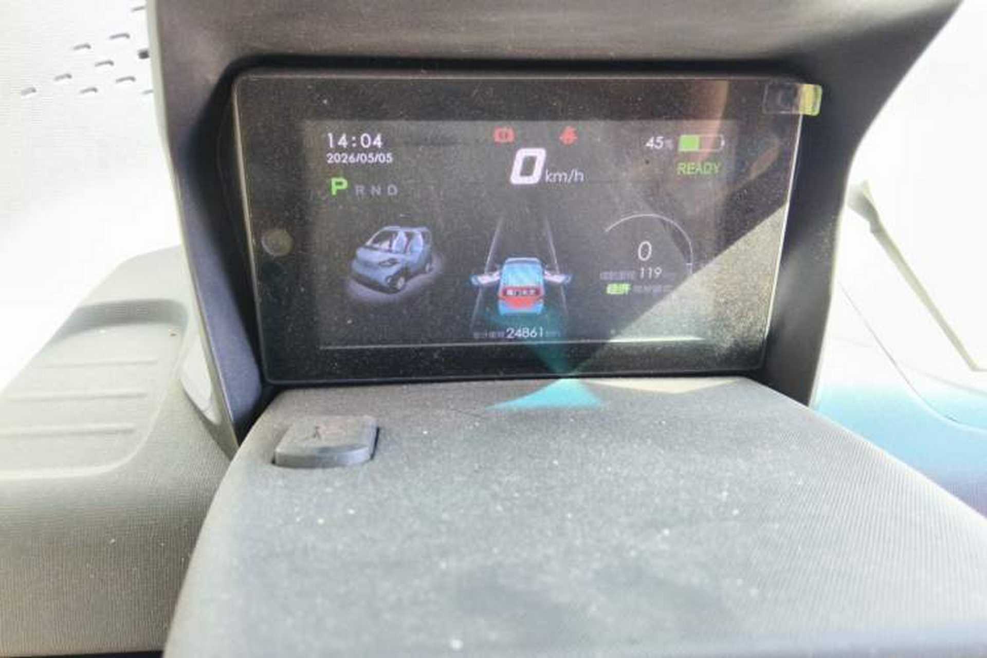 Used Baojun E100 2019 250KM Smart Drive Edition Odometer Close Up