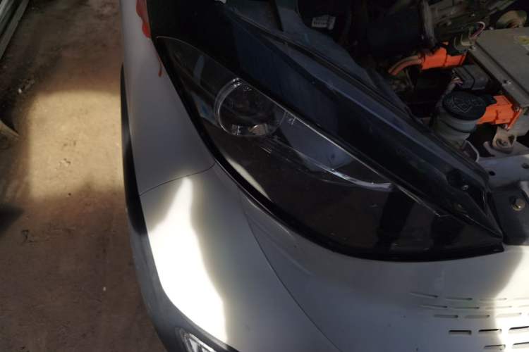 Used Baojun E100 2019 250KM Smart Drive Edition Right Front Headlight