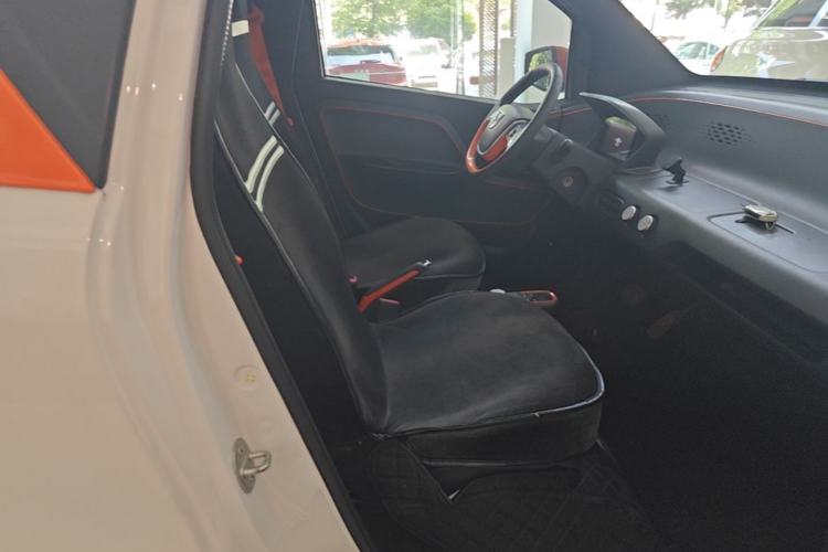 Used Baojun E100 2019 250KM Smart Drive Edition Right Front Seat