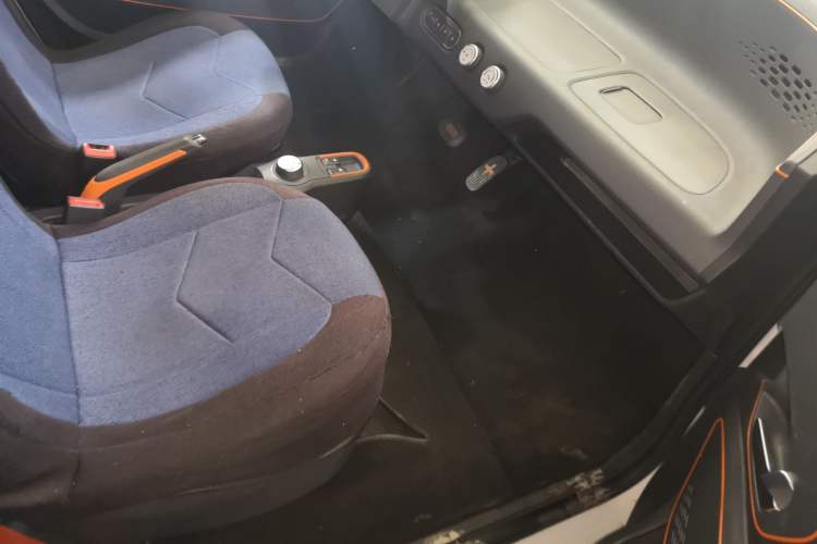 Used Baojun E100 2019 250KM Smart Drive Edition Right Front Seat