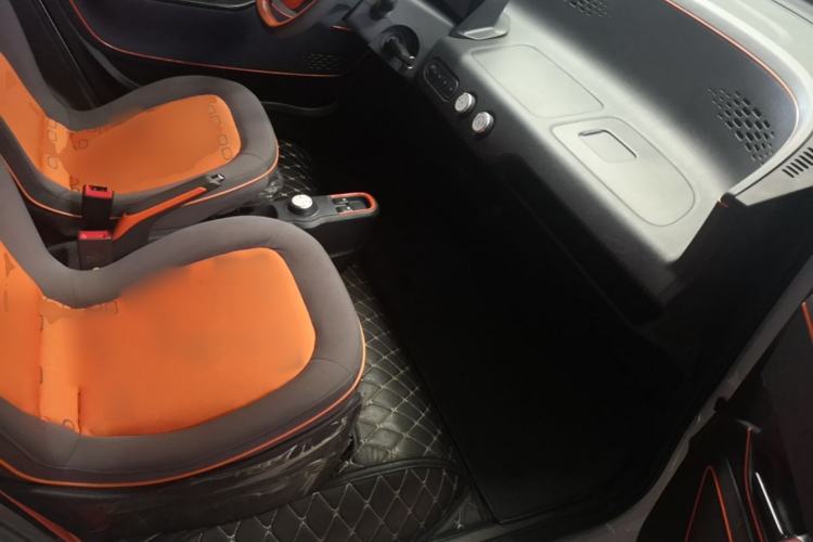 Used Baojun E100 2019 250KM Smart Drive Edition Right Front Seat