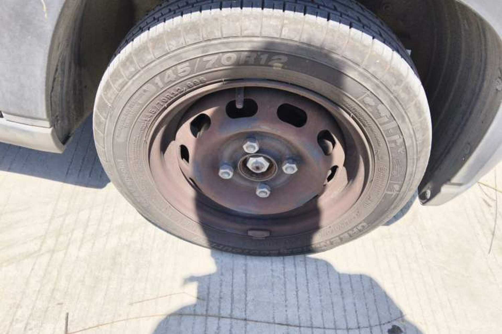 Used Baojun E100 2019 250KM Smart Drive Edition Right Front Wheel Hub