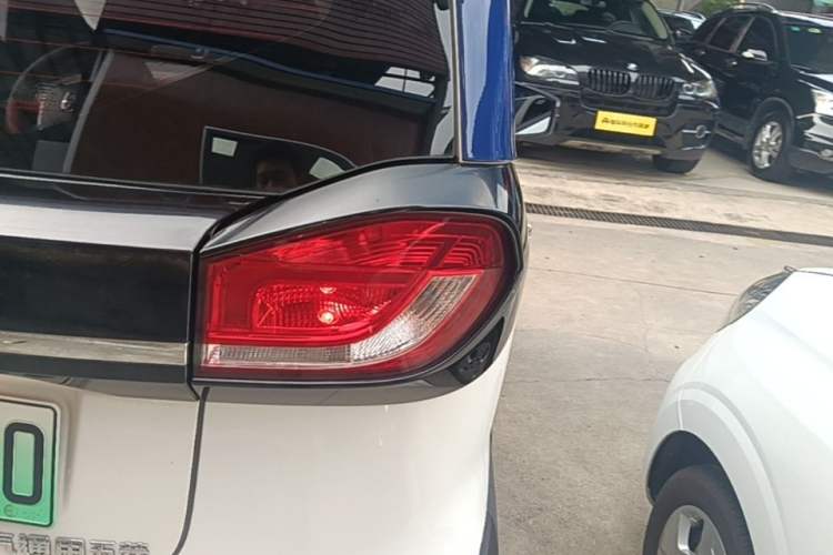 Used Baojun E100 2019 250KM Smart Drive Edition Right Rear Taillight