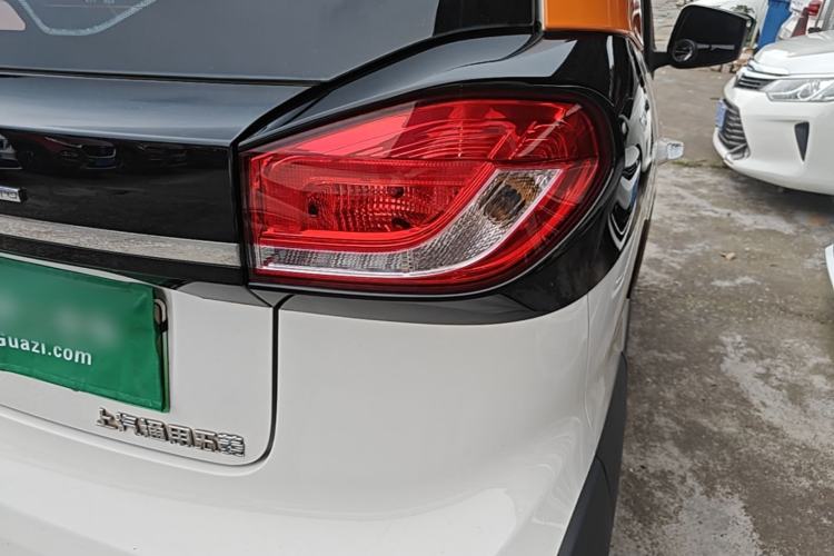 Used Baojun E100 2019 250KM Smart Drive Edition Right Rear Taillight