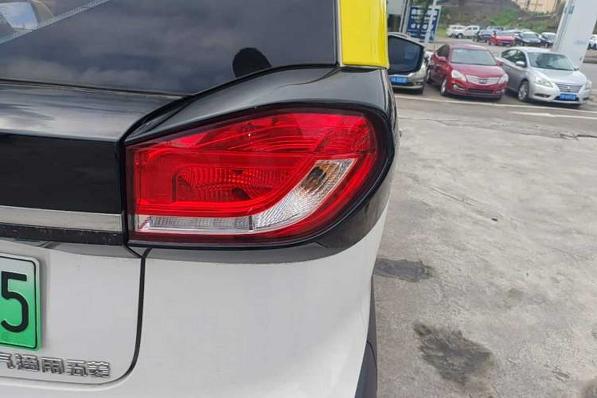 Used Baojun E100 2019 250KM Smart Drive Edition Right Rear Taillight