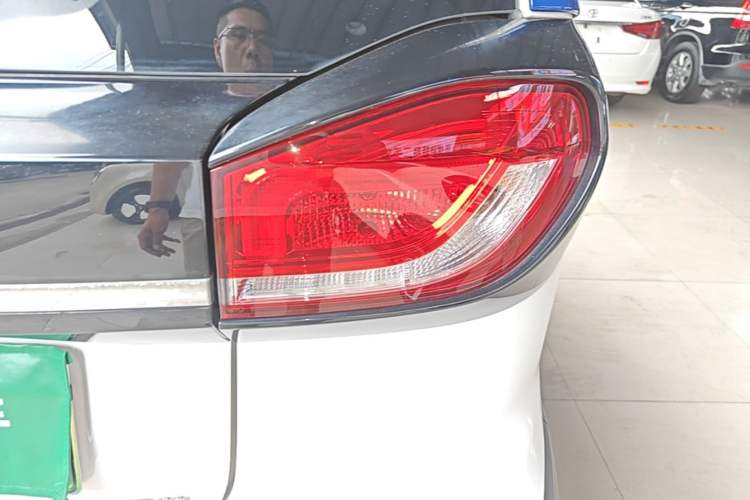Used Baojun E100 2019 250KM Smart Drive Edition Right Rear Taillight