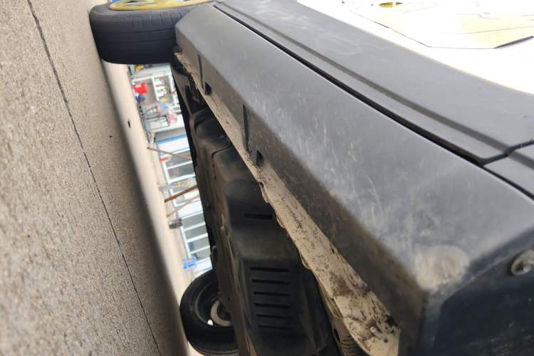 Used Baojun E100 2019 250KM Smart Drive Edition Right Side Sill