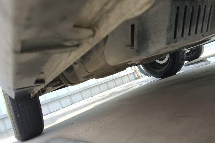 Used Baojun E100 2019 250KM Smart Drive Edition Right Side Sill