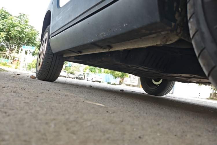 Used Baojun E100 2019 250KM Smart Drive Edition Right Side Sill